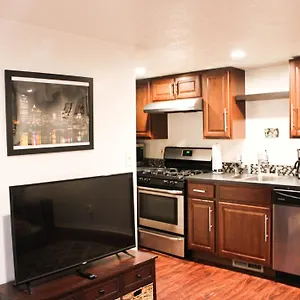 Apartment 1 Bed - Amazing Location 1 Block To Carson St, Pittsburgh