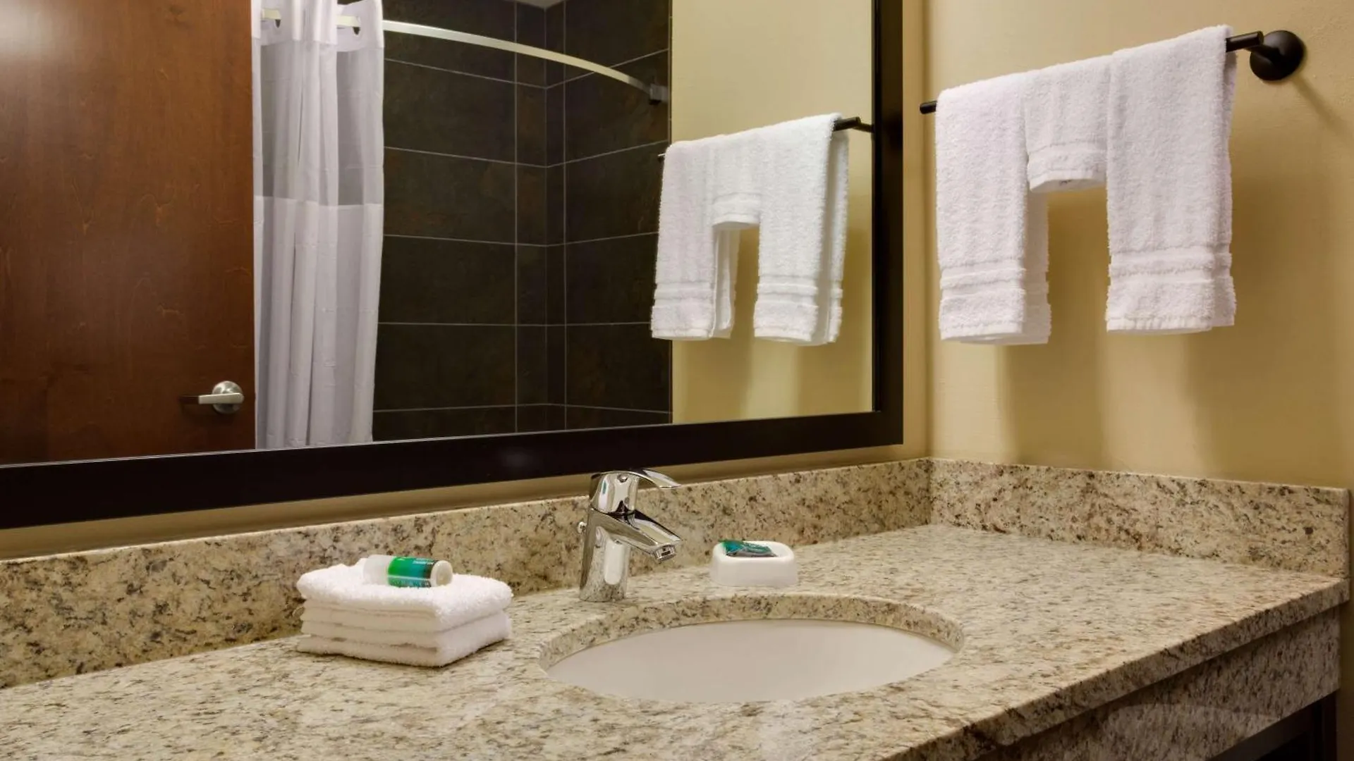 ***  Drury Plaza Hotel Pittsburgh Downtown Estados Unidos da América